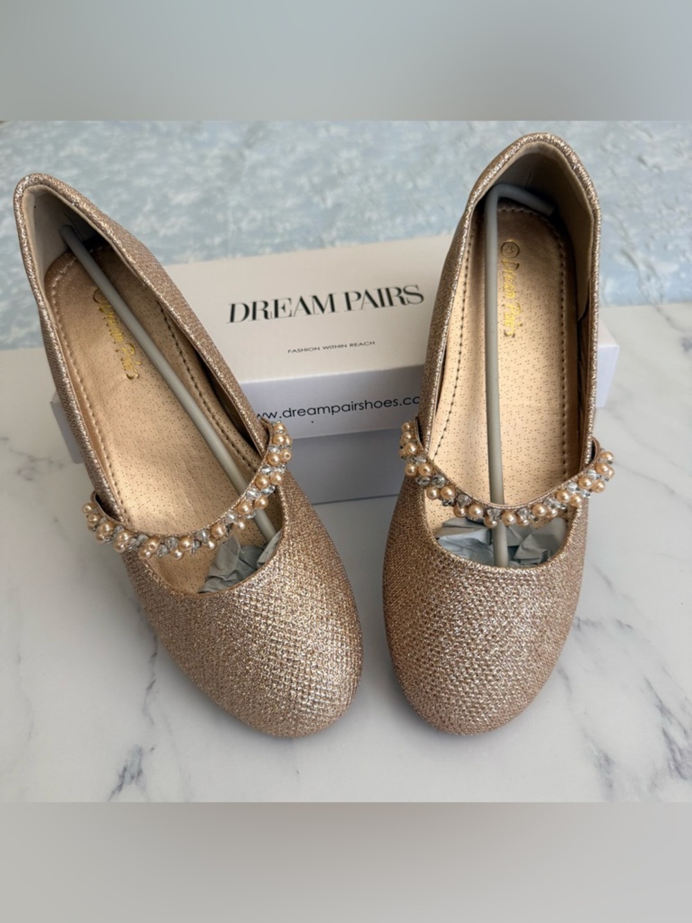 Dream Pairs Glitter Pearl-Strap Flats in Gold